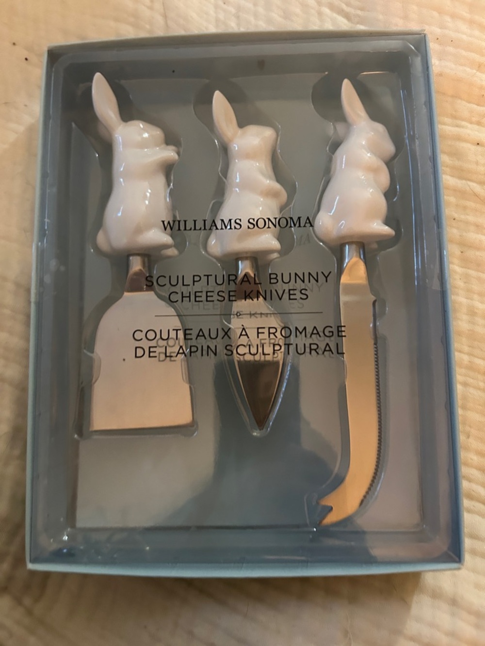 Williams Sonoma Ceramic Bunny Handle Cheese Knife Set - White and Silver
